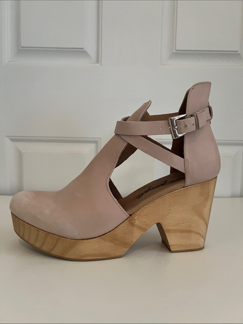 Free People Cedar Clog Blush Antique Size 41
